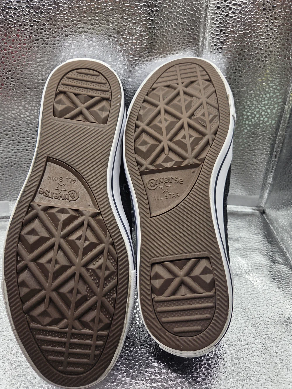 Men's High-Top Athletic Sneakers in Navy and White